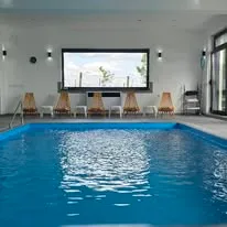 Zatvoreni bazen - pogled 2